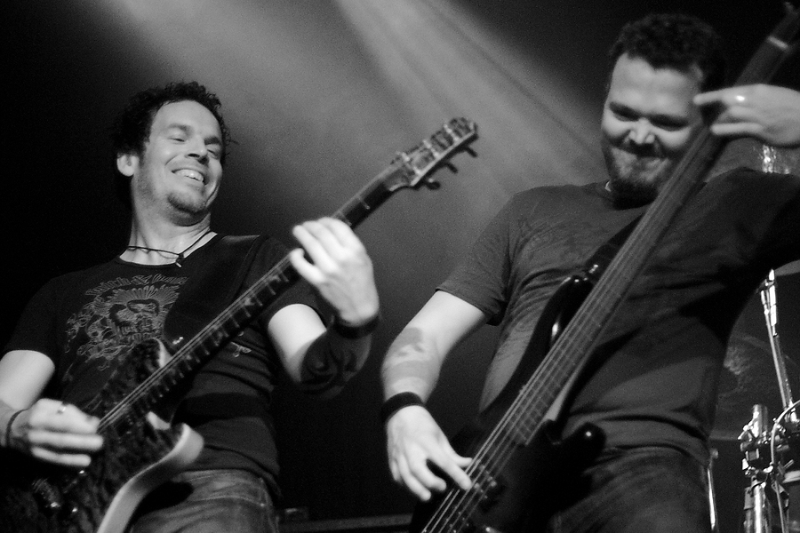 Kalle Wallner, Guitar, Sebastian Harnack, Bass, B&W, Blind Ego, Das Rind, Rüsselsheim