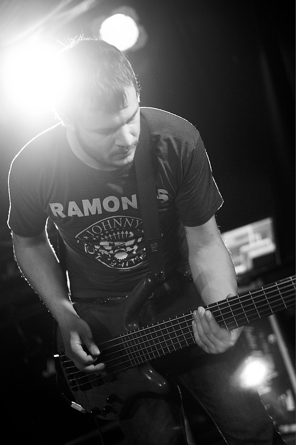 Jon Stockman, Bass, B&W, Backlight, Karnivool, Universum, Stuttgart