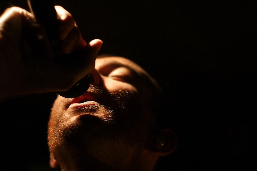 Ian Kenny, Karnivool, Universum, Stuttgart