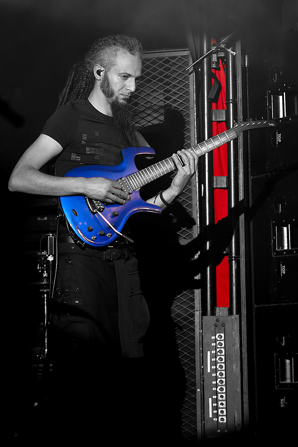 Gédéric Byar, Guitar, B&W, Selective Color, Lazuli, Colos-Saal, Aschaffenburg