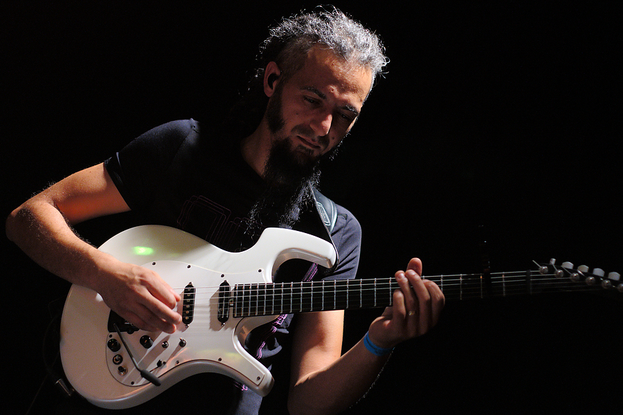 Gédéric Byar, Guitar, Lazuli, Das Rind, Rüsselsheim