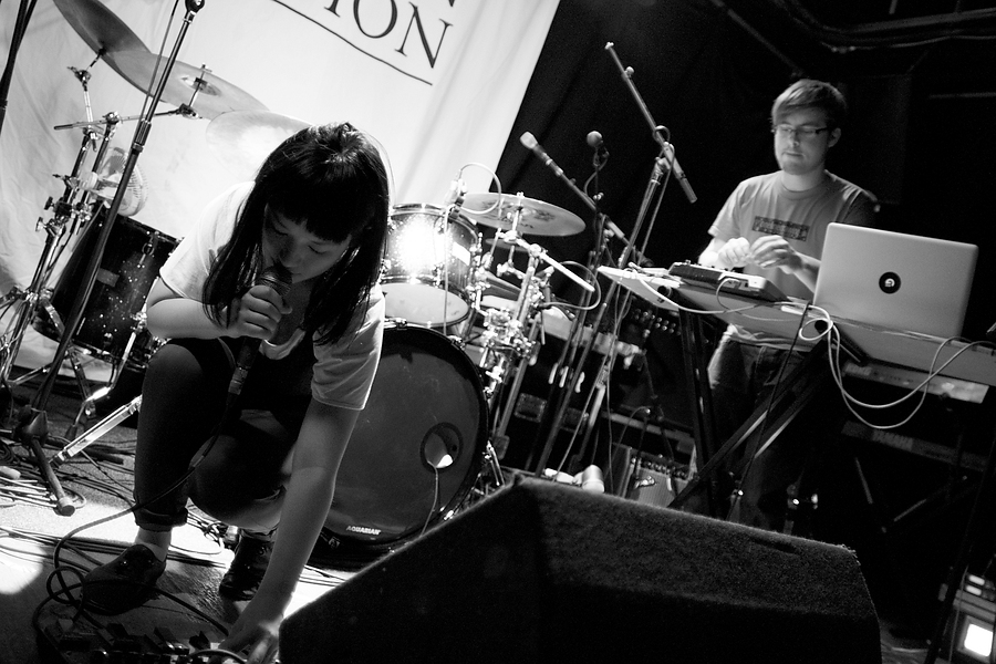 Ayu Okakita, Effects, Chris Amblin, Keyboard, Laptop, B&W, Nedry, Hoxton Square Bar & Kitchen, London