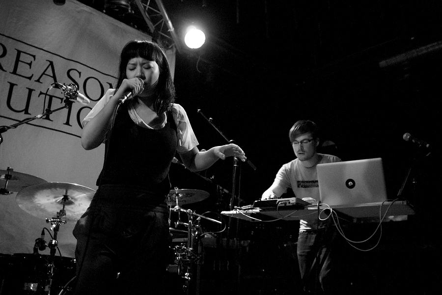 Ayu Okakita, Chris Amblin, Keyboard, Laptop, B&W, Nedry, Hoxton Square Bar & Kitchen, London