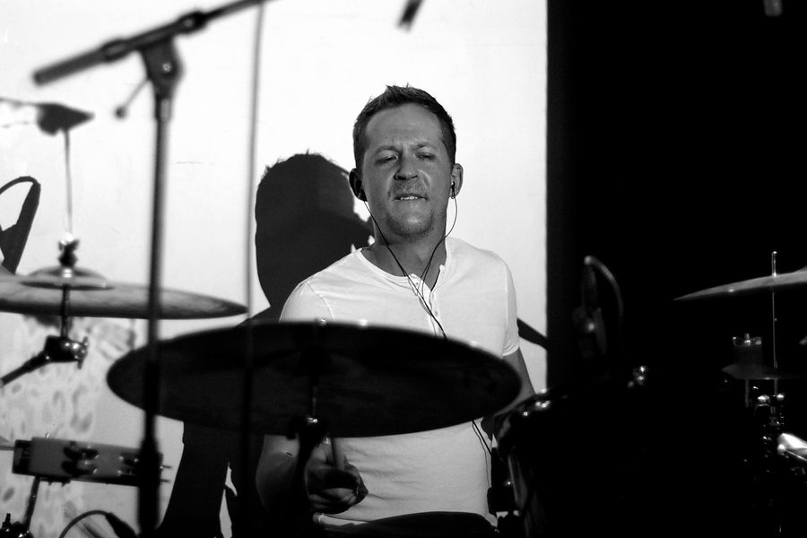 Paul Glover, Drums, B&W, Pure Reason Revolution, Nachtleben, Frankfurt