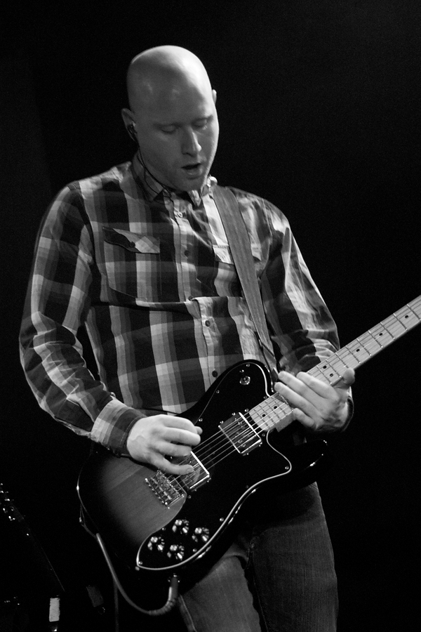 Jamie Willcox, Guiter, B&W, Pure Reason Revolution, Wedgewood Rooms, Portsmouth