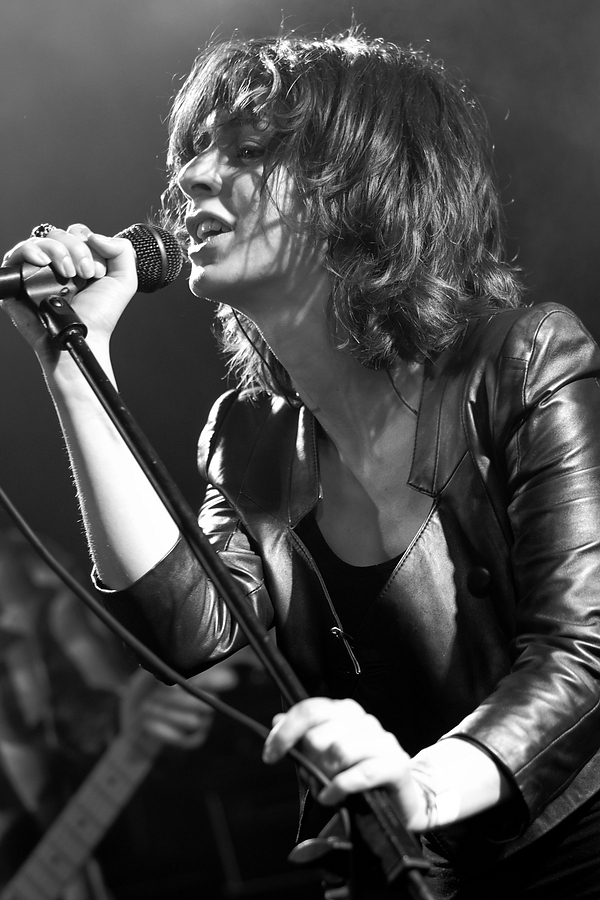 Chloë Alper, B&W, Pure Reason Revolution, Wedgewood Rooms, Portsmouth