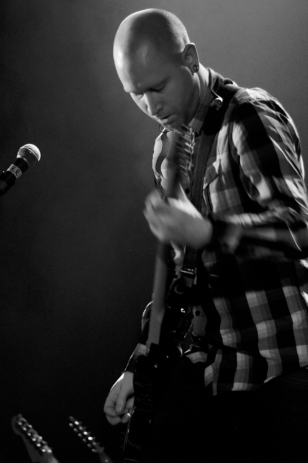 Jamie Willcox, Guiter, B&W, Pure Reason Revolution, Wedgewood Rooms, Portsmouth