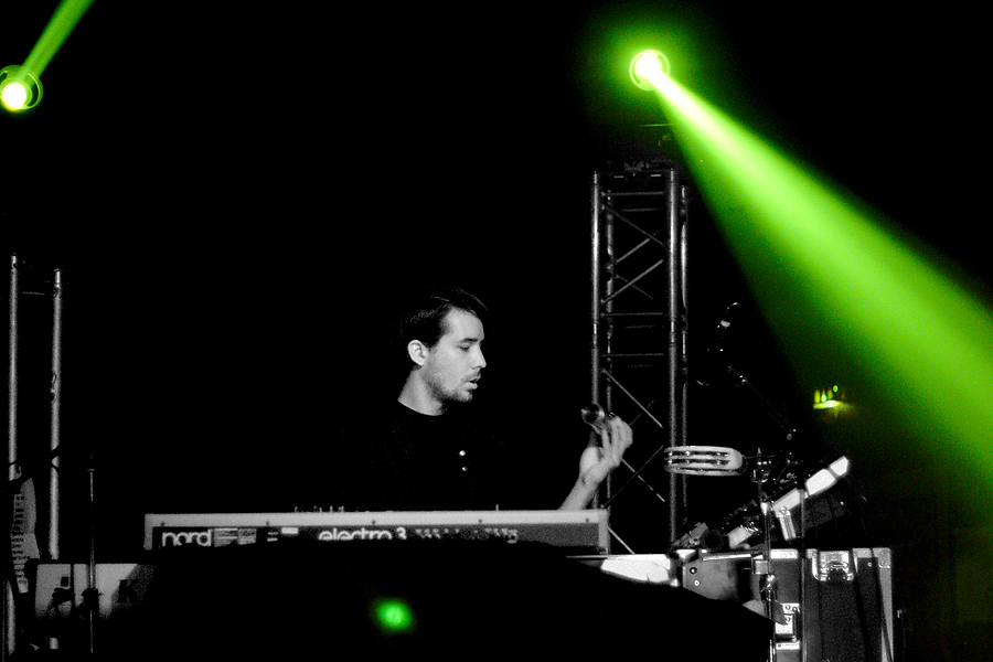Adrian Thoma, Percussion, Keyboard, B&W, Selective Color, Submarien, Die Röhre, Stuttgart