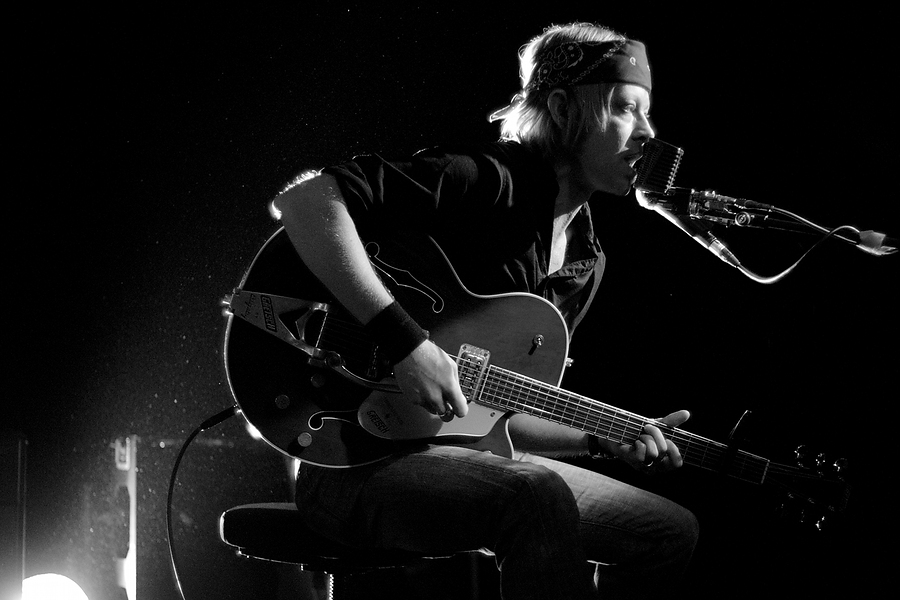 David Eugene Edwards, Guitar, B&W, Woven Hand, Tollhaus, Karlsruhe