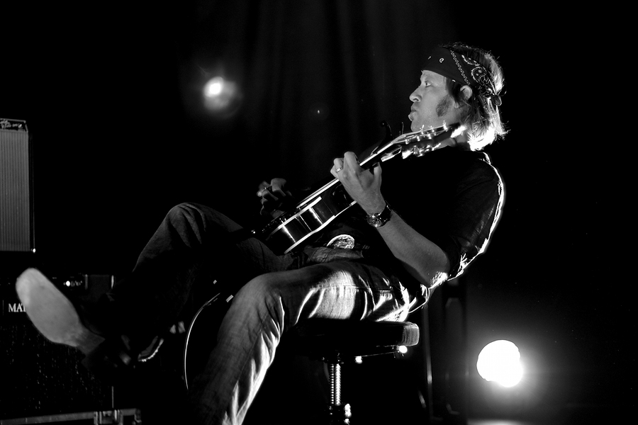 David Eugene Edwards, Guitar, B&W, Woven Hand, Tollhaus, Karlsruhe