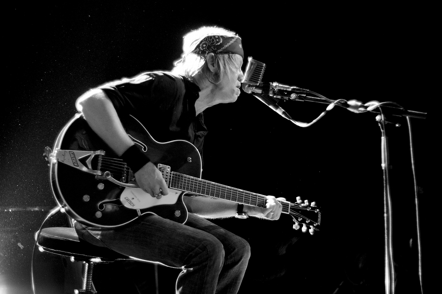 David Eugene Edwards, Guitar, B&W, Woven Hand, Tollhaus, Karlsruhe